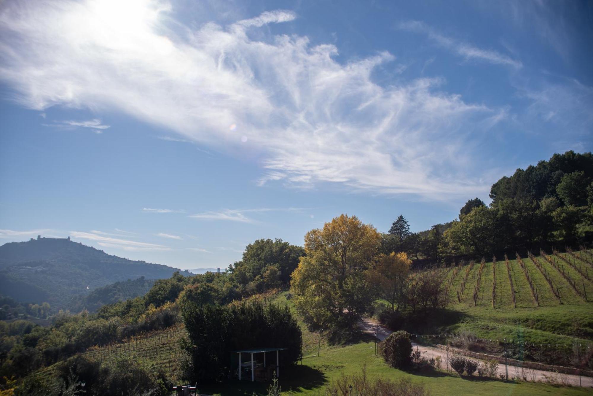 Re Artu Assisi Country Lifestyle Aparthotel Buitenkant foto
