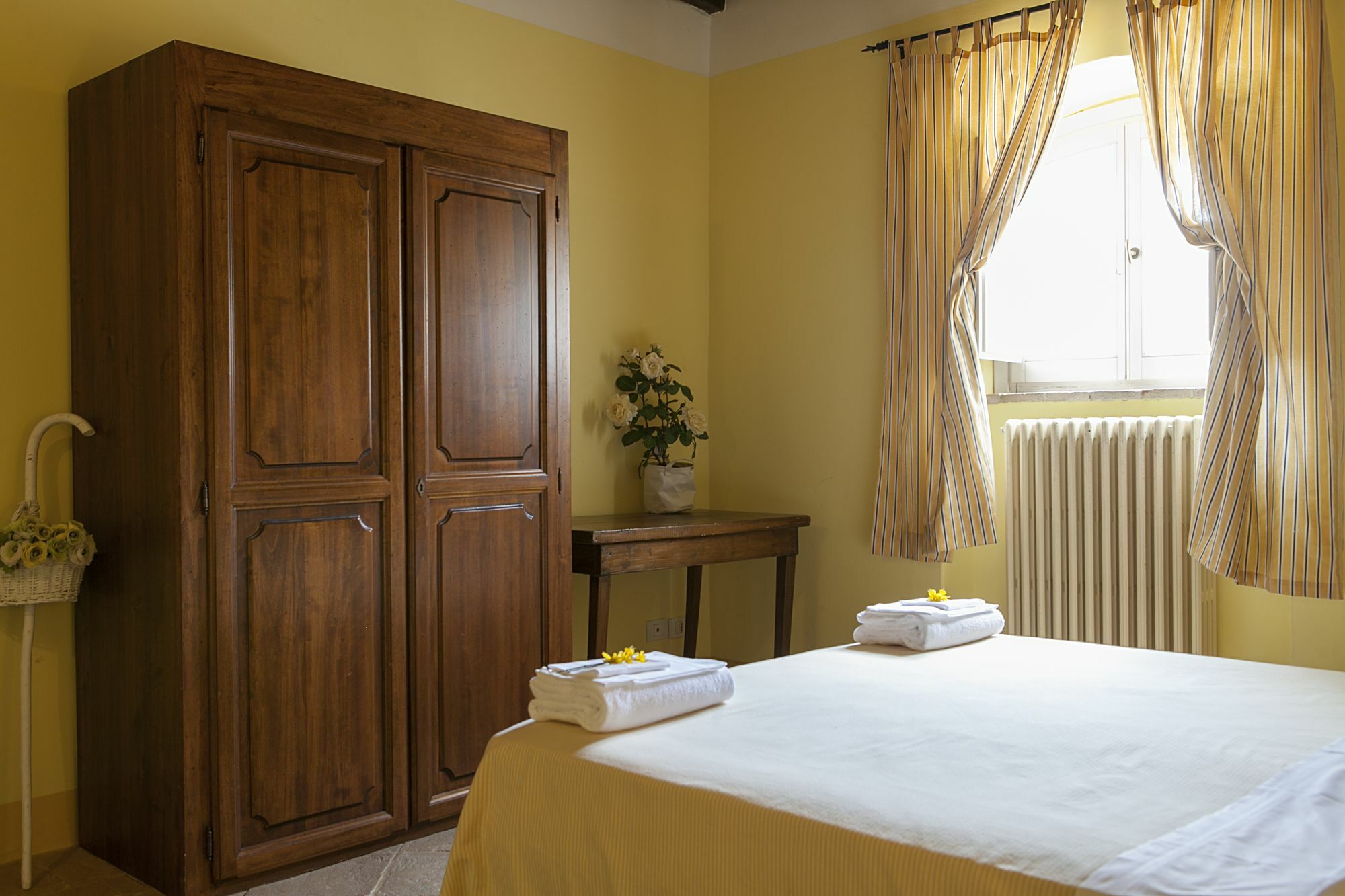 Re Artu Assisi Country Lifestyle Aparthotel Buitenkant foto